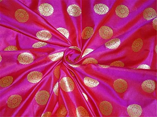 Tissu brocart soie rose or pour confectionner des costumes historiques
