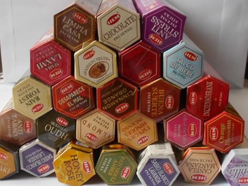 HEM 25 Packungen HEM Räucherstäbchen, je 20 Stück, zufällige Auswahl, plus 2 Brettchen als Halterung.