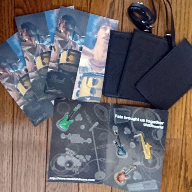 Amazon.co.jp: 【超稀少uverworld ファンクラブ特典など 26点セット 