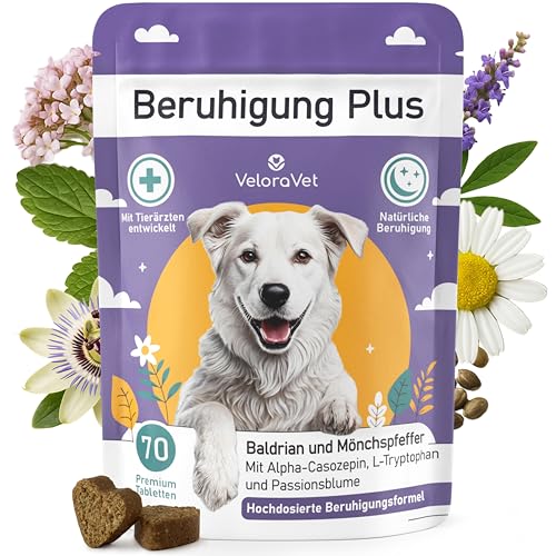 VeloraVet Beruhigungsmittel für Hunde mit Baldrian, Kamille - Natürliche Beruhigung & Seelenruhe als leckerer Snack für deinen Hund - Ideal bei Angst, Stress, Silvester, Autofahren - 70 Stück