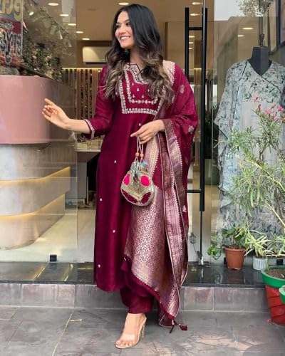 Image of Women's Viscose Silk Heavy Embroidered Straight Kurta With Trouser & Banarasi Jacquard Dupatta Set