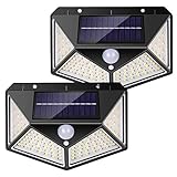 👍【IP65 resistente al agua y duradero】- Las luz solar exterior están hechas de ABS resistente al calor de alta calidad, causan una impresión sólida e impermeable. Y el nivel de impermeabilidad IP65, la lámpara solar funciona muy brillante incluso en condiciones climáticas extremas. Perfecto para áreas al aire libre como balcones, escaleras, jardines y paredes exteriores.