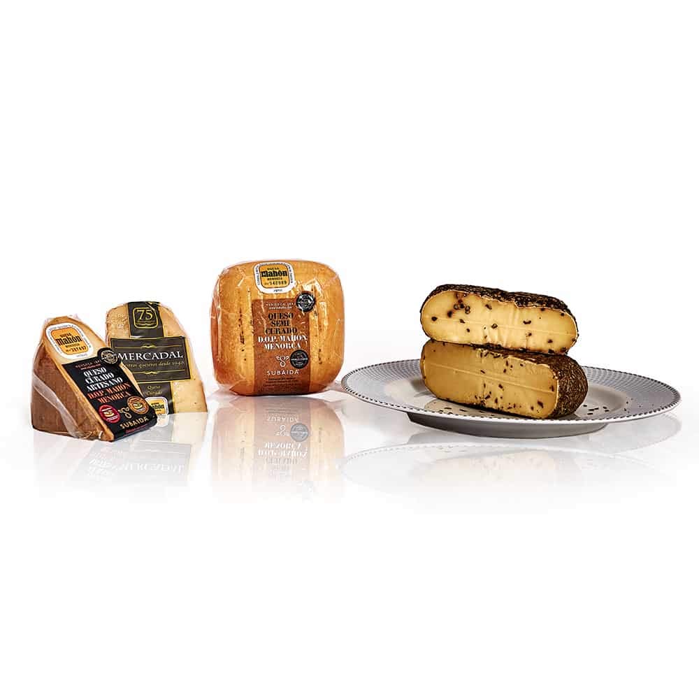 PACK 5 QUESOS ELABORADOS EN MENORCA - QUESO MAHÓN MENORCA - QUESO AL ROMERO Y QUESO A LA PIMIENTA