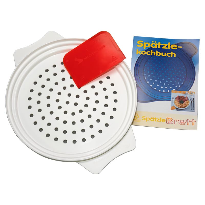 Spätzlesieb mit Schaber, inkl. Rezeptheft für Spätzleteig - die einfache Art Spätzle zu schaben, passt auf alle Töpfe von 20 cm bis 26 cm