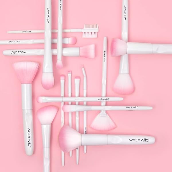 Wet n Wild, Makeup Brush, Pennello per Blush, Ideale per Applicazione sulle Guance, Facili da Usare, per Makeup & Accessori - 3