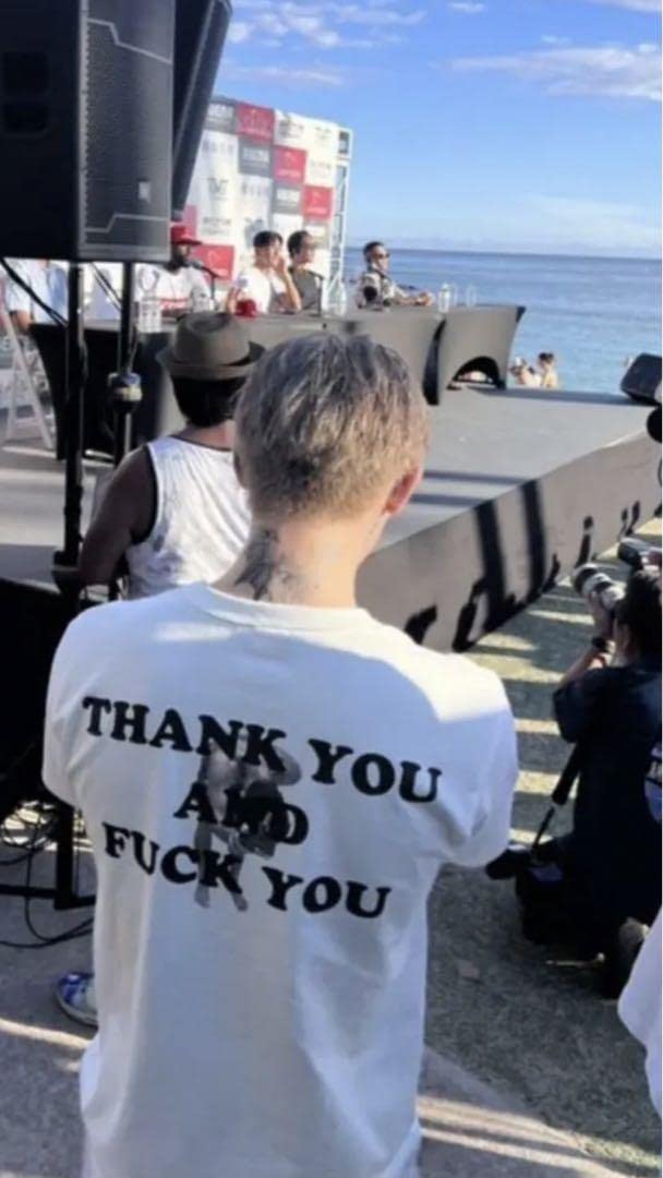 Amazon.co.jp: ??AMNJX FUCKING MMA BEGINNER T-SHIRT 平本蓮 : おもちゃ