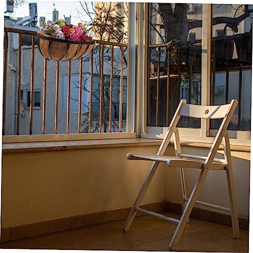 Bac à fleurs suspendu pour optimiser l'espace et fleurir les petits balcons