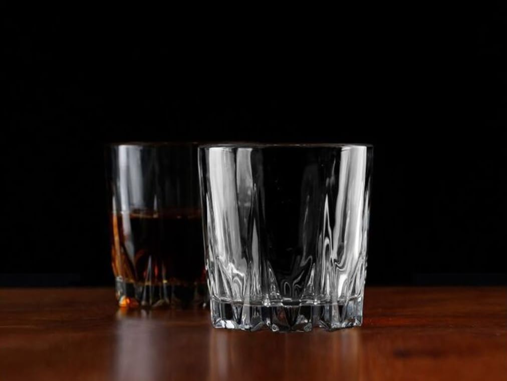 Circleware Excalibur 4 Piece Whiskey Glass Set