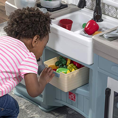 Step2 403000 Timeless Trends Kitchen Set For Kids, Indoor/Outdoor Play Kitchen Set thumb #3
