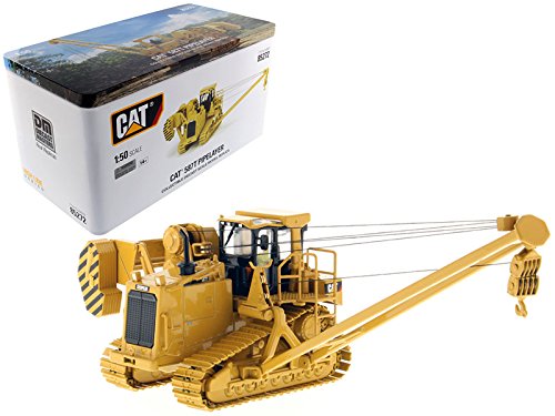 CAT Caterpillar 587T Pipelayer with Operator 1/50 Diecast Model by Diecast Masters 85272