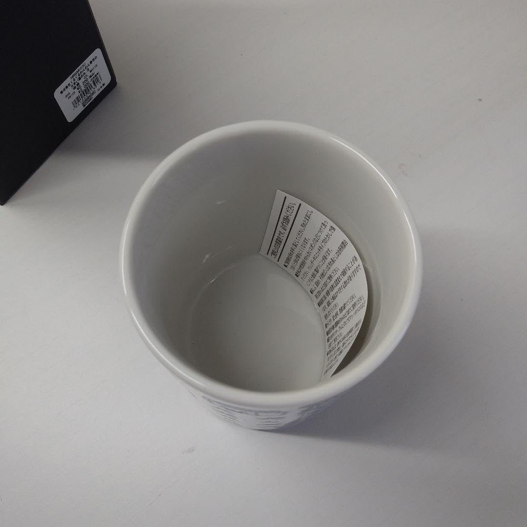 CUNE 湯のみ　くるくるわんわん寿司 株式会社くるくるわんわん寿司の湯のみ ウサギとネコ｜ウサギが