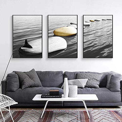 Affiches nordiques en noir et blanc pour créer une ambiance zen dans votre salon avec triptyque abstrait