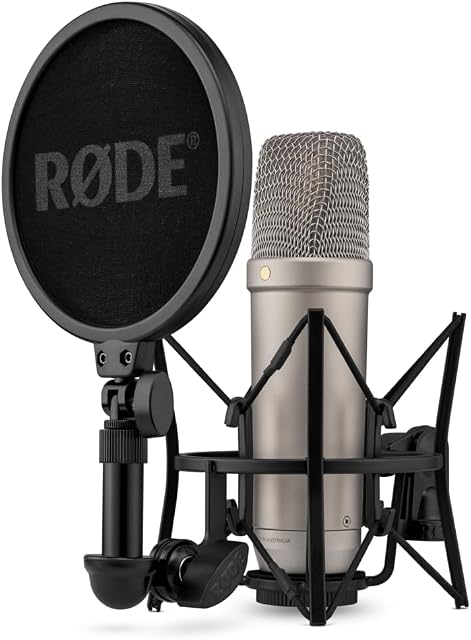 Studyjny mikrofon pojemnościowy RØDE NT1 5. generacji z dużą membraną, wyjściami XLR i USB, mocowaniem antywstrząsowym oraz pop filtrem do produkcji muzycznej, nagrywania wokalu i podcastów (srebrny)