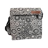 Sacoche Macha imprimée et brodée en coton, rabat avec poche zippée,fermeture par velcro. Fermeture intérieur avec zip. Poche arrière zippée. Bandoulière réglable.