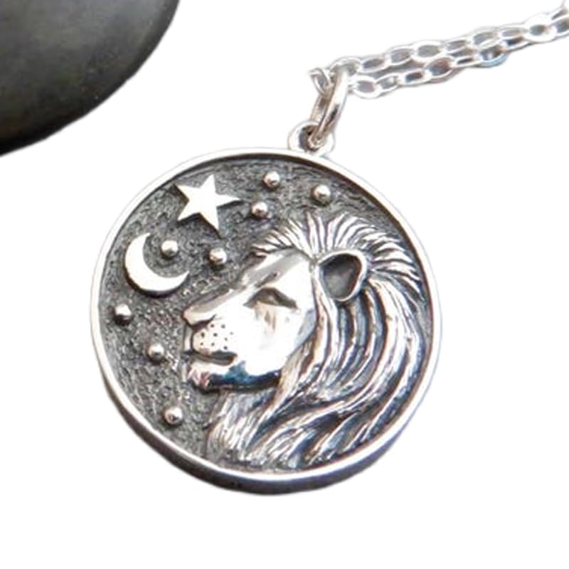 Symbole astrologique Lion collier argent 925 avec médaille Soleil