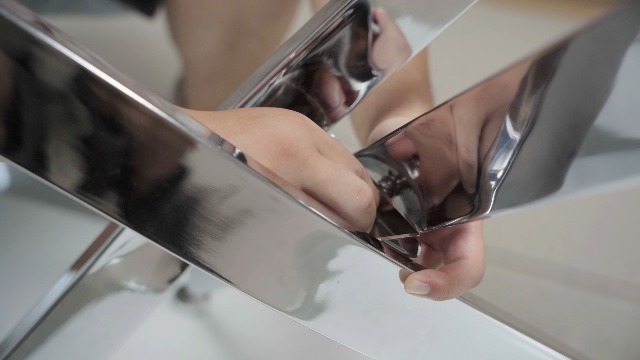 Watch gujiam glass dining table Detailed installation video on Amazon Live