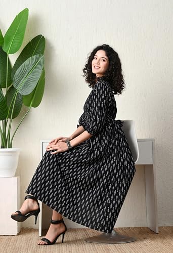 Image of Ichaa Women's Blue Cotton Printed Maternity Dress with Feeding Zips and Pocket| in Plus Sizes