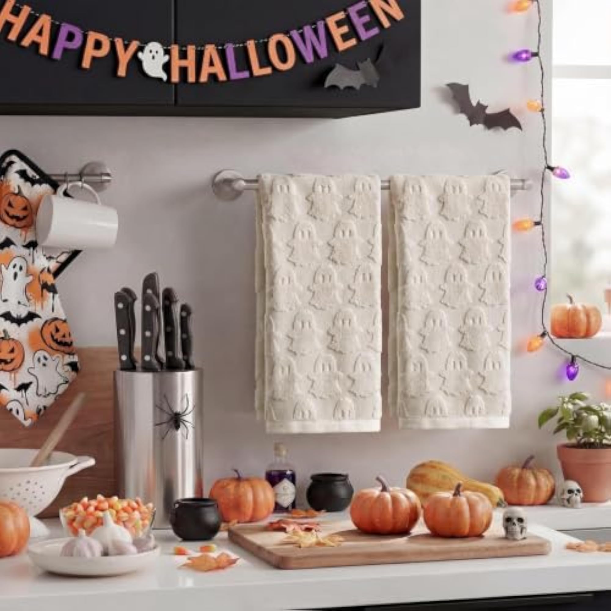 3D Ghost Jacquard Halloween Hand Towels, 2-Piece