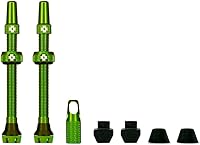 Vista 1 de Muc-Off Válvulas sin cámara V2 – 2.362 in verde 4 válvulas Presta de aluminio 7075 de grado aeronáutico con herramienta de extracción de núcleo