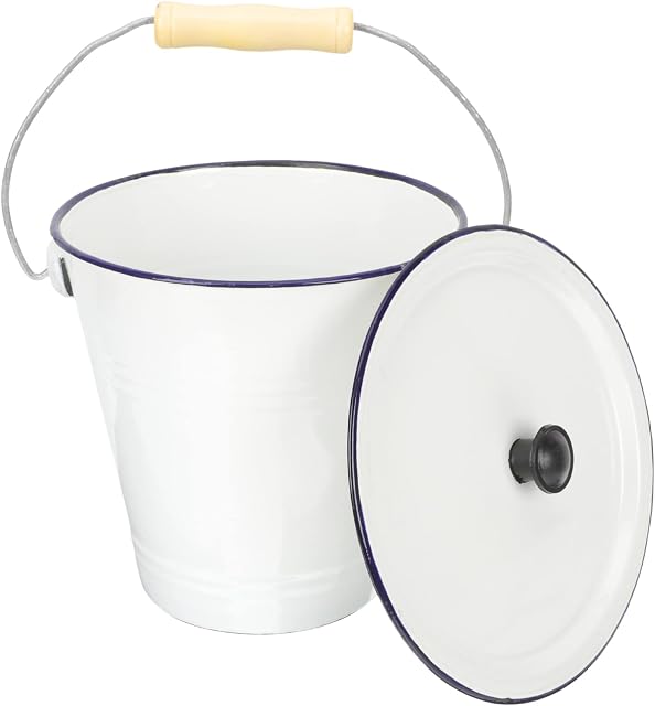 Zerodeko Enamel Bucket Water Bucket White Metal Bucket with Wood Handle Fun Pail with Lid Compost Bin for Kitchen Counter Vintage Farmhouse Vase for Home Garden Table Centerpiece 3L