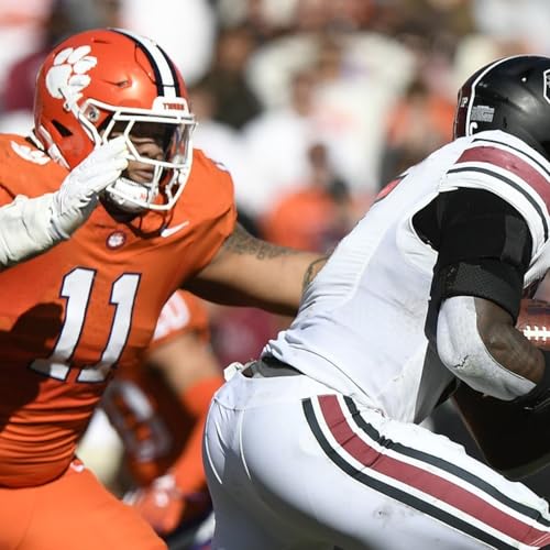 NCAA Could Move Clemson-South Carolina Game Podcast Por  arte de portada