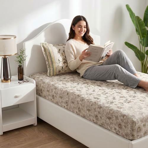 Image of Mafatlal Spring Glory Cotton Single Bedsheet Combo Pack of 2 with Pillow Covers | 180 TC Durable Soft Touch Fabric | Elegant Home Furnishing for Single Bed | Persian Red & Floral Beige