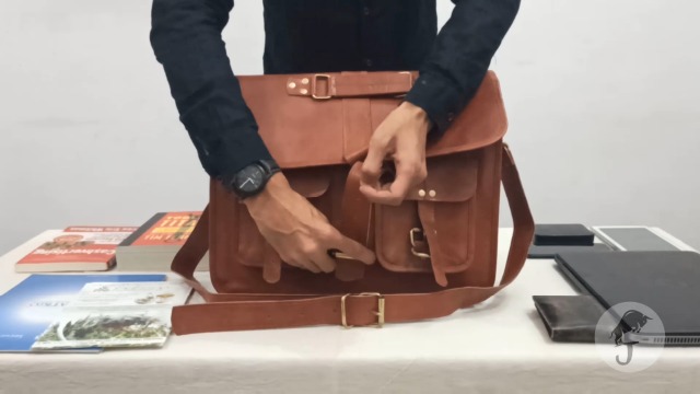 Maletín porta laptop de cuero marrón vintage unisex miniatura 7