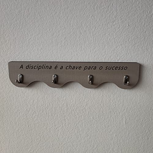 Porta Chaves em MDF - Disciplina - 4 Ganchos- Creme e Prata