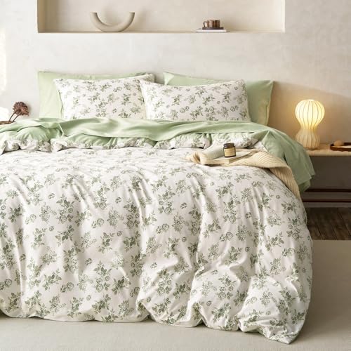 Image of Wake In Cloud - Queen Size Comforter Set, 3-Piece, Floral Shabby Chic Coquette Cottagecore Cute Flower White Sage Green, Soft Lightweight Bedding for Women Girls