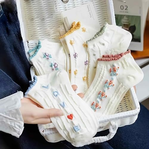 Image of Lefe Liee flower crew socks for women, girls cute Casual cotton socks, ruffle floral ankle socks 5 Pack