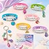 Set de Pulseras de la Amistad para Merch K-pop Incluye Llavero y Tarjeta | 6 Pulseras Elásticas Apilables con Nombres, Joyería para Mujeres Fans, Llavero K-pop, Tarjeta, Favores de Fiesta, Accesorios de Disfraz 4