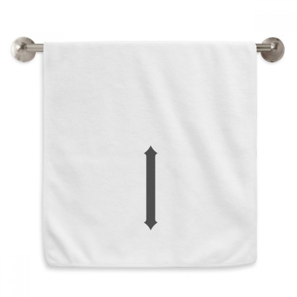 Serviette moelleuse blanche avec chiffre romain une idée cadeau originale pour la maison