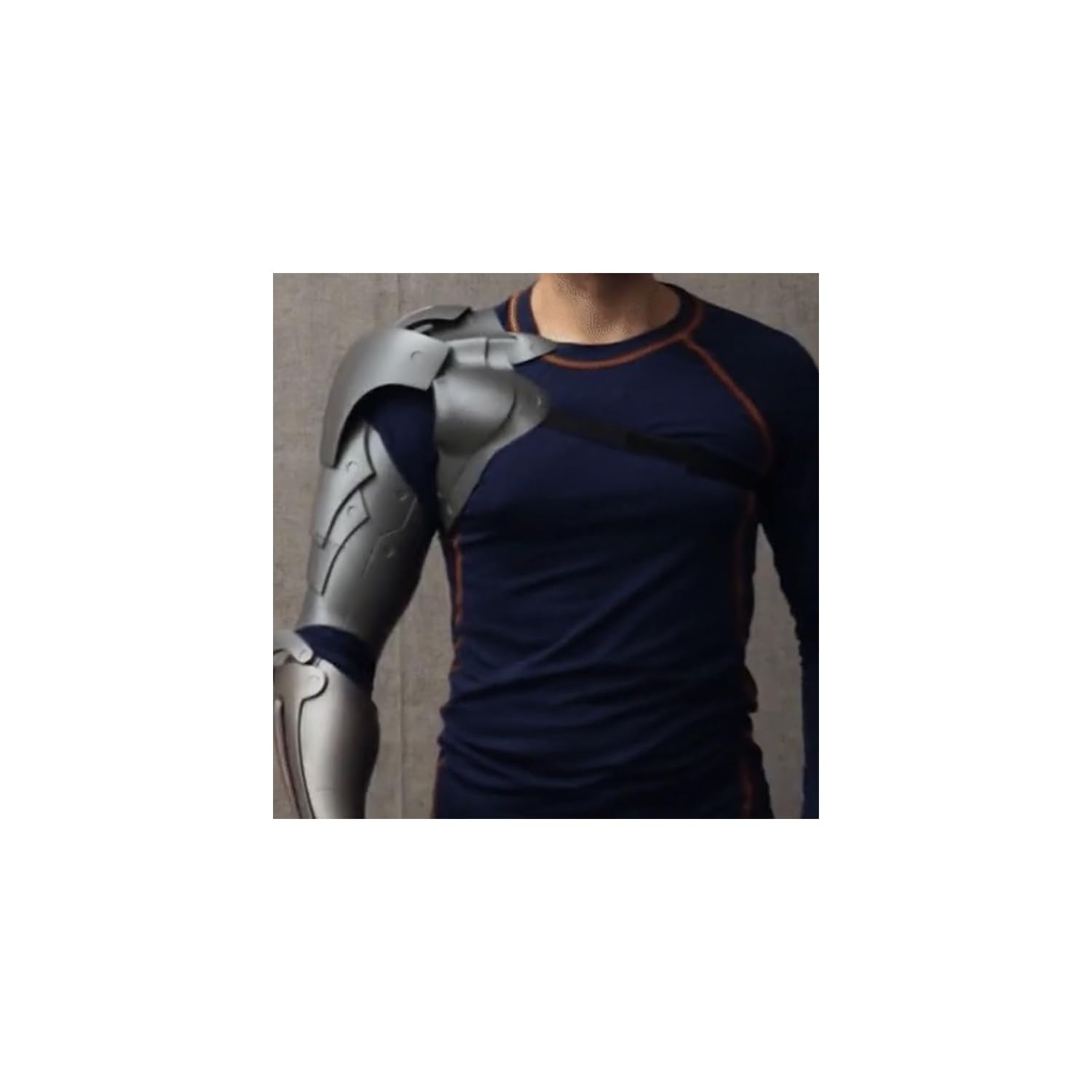 Amazon.co.jp: 鋼の錬金術師 グッズ エドワード·エルリック 機械の腕