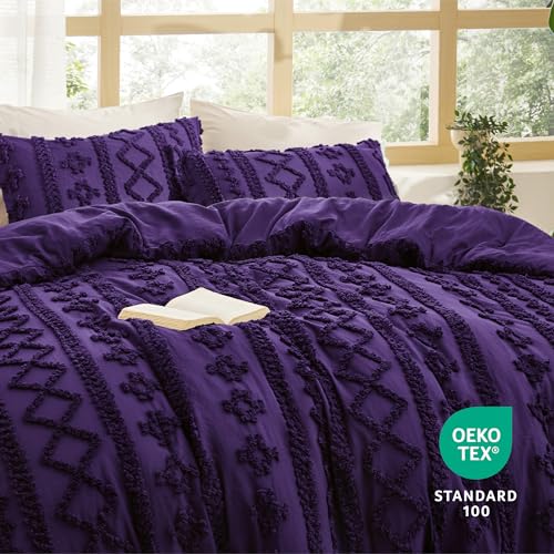 Bedsure Tufted Boho Comforter Set Queen Size - Purple Boho Bed Set, GentleSoft™ 3 Pieces Farmhouse Shabby Chic Embroidery Bedding, Gifts for Woman, Soft Jacquard Queen Comforter for All Seasons