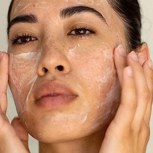 Miniatura 4 de ALPHA-H  Micro Super Scrub  Exfoliante facial y corporal con ácido glicólico con extracto de bambú