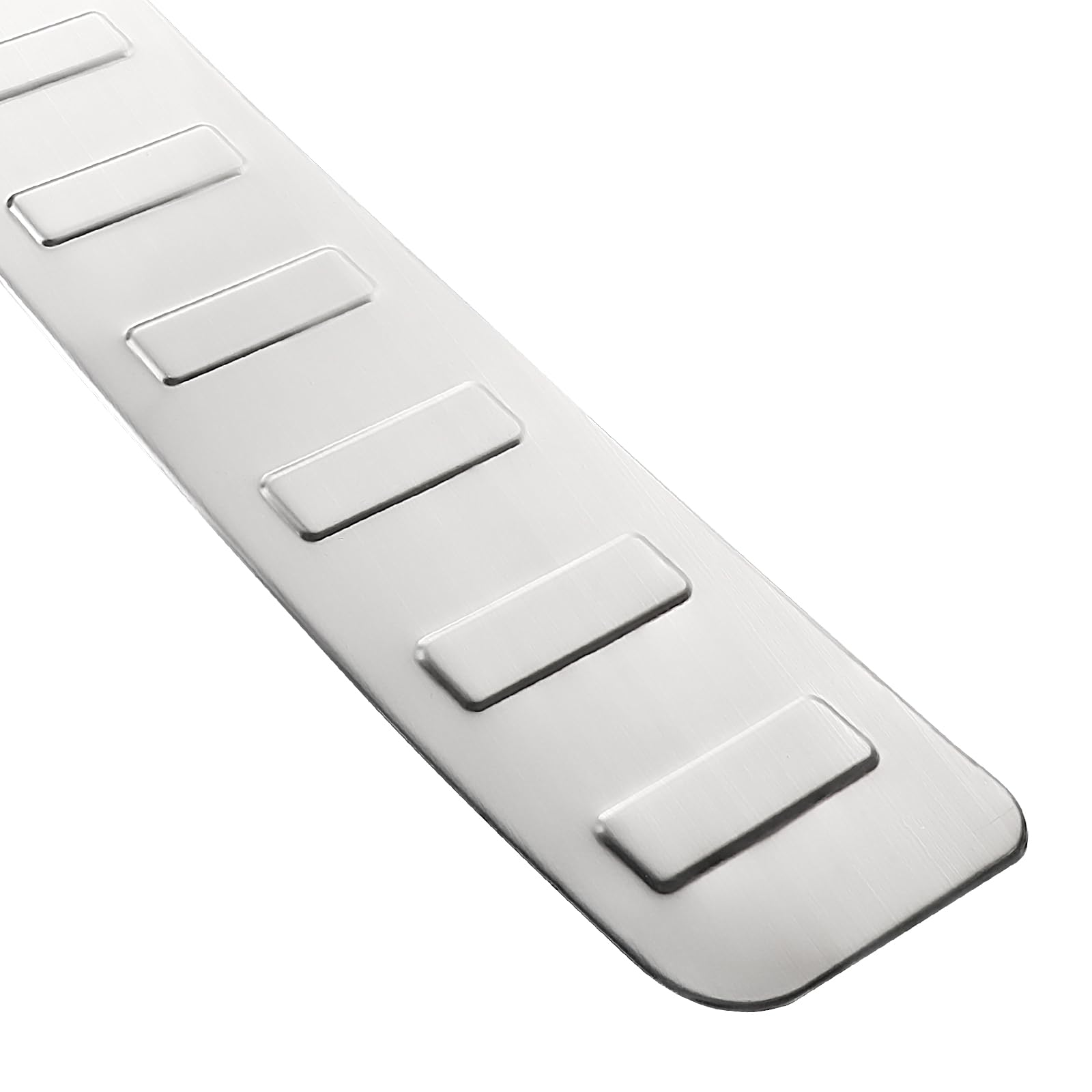 GEARMONSTER Protezione del portellone in acciaio inox compatibile con VW TIGUAN 2 e ALLSPACE 2016-2024