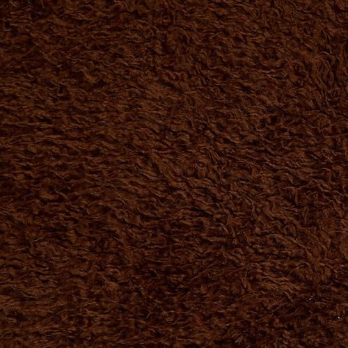 Tissu en fausse fourrure bouclée marron malt pour créer vos coussins cocooning