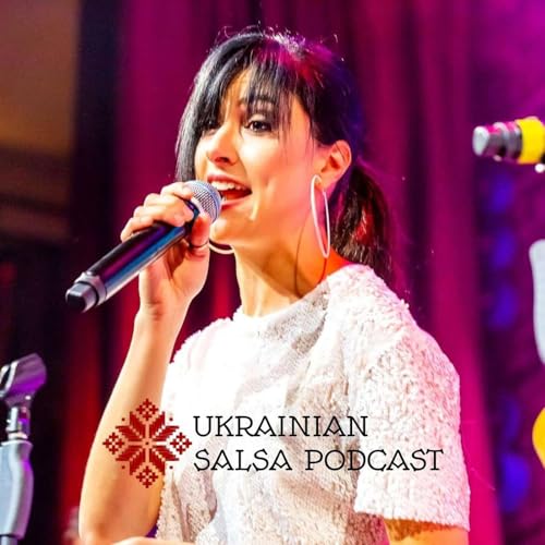 Olesya Zdorovetska, singer of the Ukrainian salsa band Dislocados