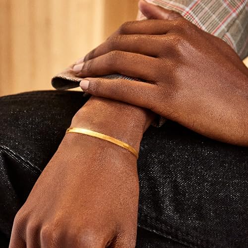 Bracelet for Women - Dainty Stack Bracelets Trendy Adjustable 14K Gold Plated Thin Paperclip Bead Box Satellite Figaro Cuban Link Chain Bracelet Set for Women Waterproof Jewelry Gift