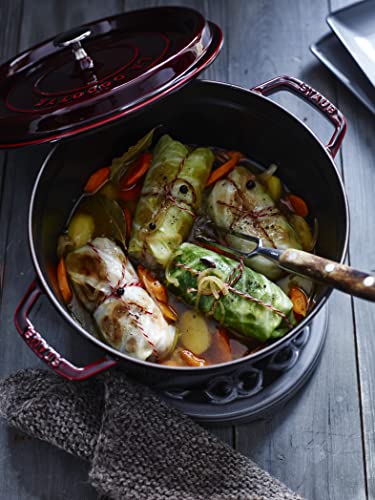 Image of Staub Round Cocotte - 4Qt - Grenadine