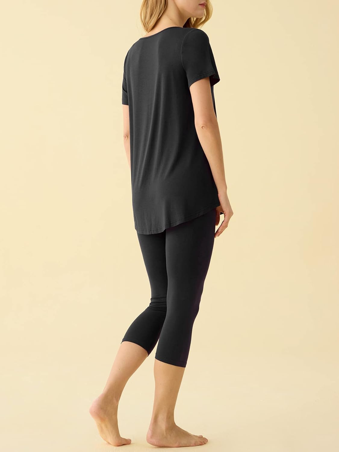 Latuza Women's Viscose Tunic Top Capri Leggings Pajamas Set - Image 2