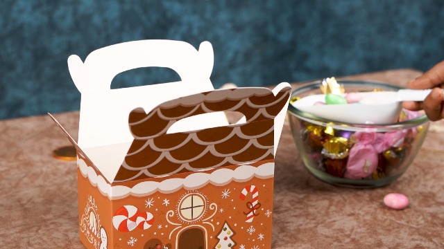 Belle Vous 24 Pack Brown Kraft Party Treat Favour Gift Boxes - 16 X 9 X 9cm/6.29 X 3.54 X 3.54 Inches - Plain Loot Goodie Gable Bags For Kids