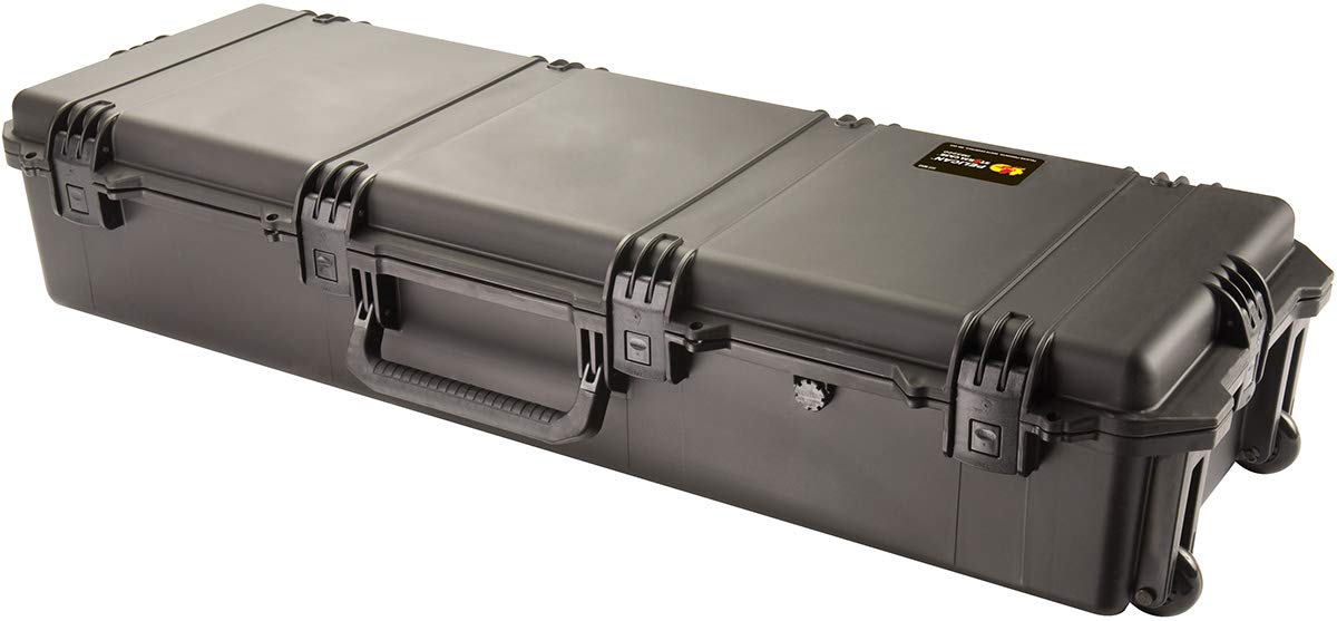 PELI Storm IM3220 Valigia da trasporto lunga per treppiedi o fucili, Impermeabile e a prova di polvere, Capacità di 86L, Prodotto in USA, Senza schiuma, Colore Nero