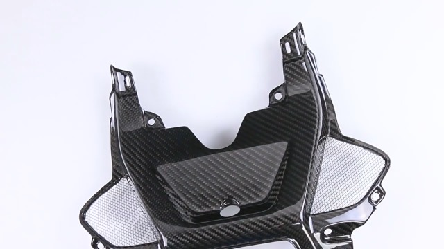 Amazon | 【SUKIRACING】ドライカーボンS1000RR 2019-2022 タンク