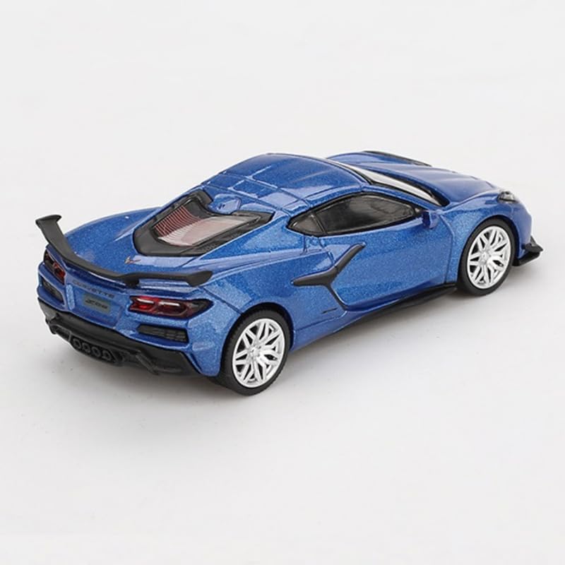 SMALL CLAP MiniGT 1:64 Chevrolet Corvette Z06 2023 Elkhart Lake