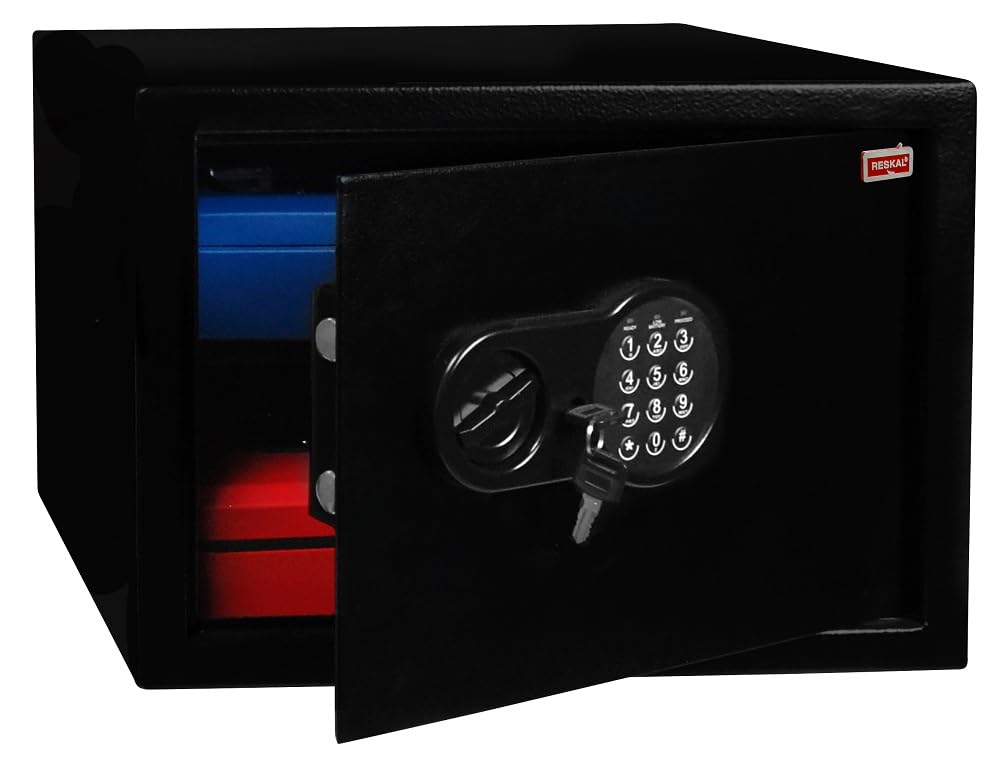 RESKAL – Coffre de Sécurité 16,5L avec Combinaison Électronique et Alarme – 2 Pênes de 20mm, Clé de Secours – Acier Monobloc – Dimensions 250x350x250 mm – Robuste et Sécurisé