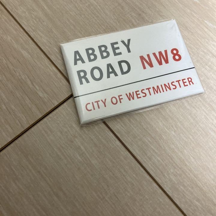 Amazon.co.jp: イギリス製ABBEYROAD NW8 マグネット : Home & Kitchen