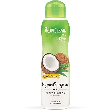 Tropiclean Hypoallergenic Shampoo for Pets with Gentle Coconut, Cleanses Dogs and Cats, Whiter and Brighter Coats Naturally Derived Leaves Skin and Coat Soft, Shiny, And Looking Great, Coat Great Fragrance, Made in USA 355 ml