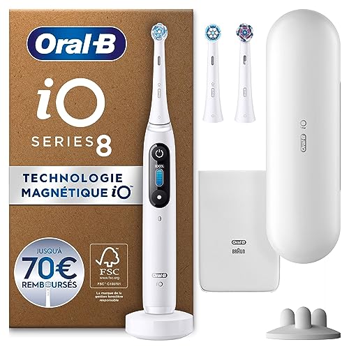 Oral-B iO 8 Brosse À Dents Électrique Blanche, Un Capteur De Pression Pour Protéger Les Gencives Sensibles, Des Accessoires, 2 Brossettes De Rechange, 1 Chargeur, 1 Étui De Voyage, Emballage En Carton