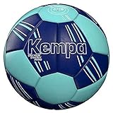 Material superior suave y adherente con grabado kempa para mayor agarre y excelente control de balón